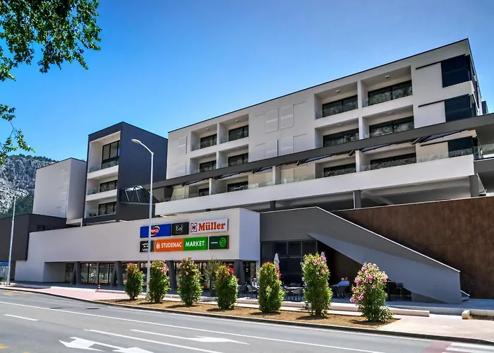 Rivus Apartments